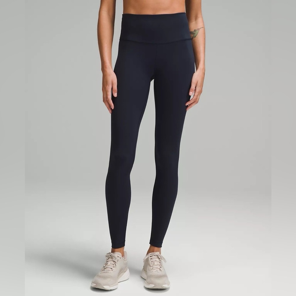 🥰SOLD🥰Lululemon Size 6 Wunder Train High-Rise Tight 28", True Navy